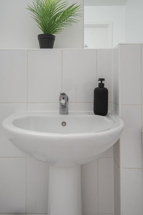 Stunning 2Bed Brick Lane Apartment Лондон Экстерьер фото